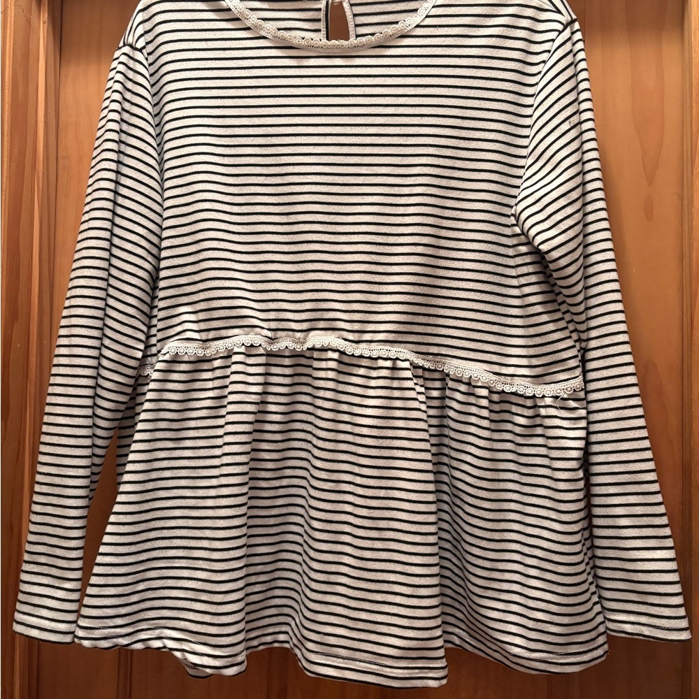 Chic Striped Black and White Women's Blouse